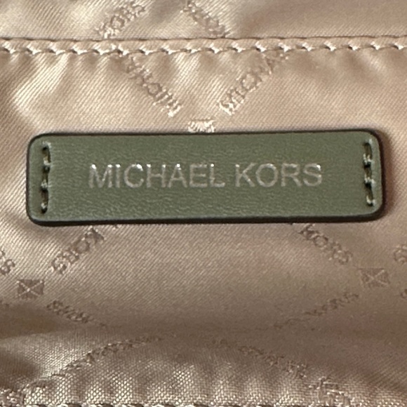 Michael Kors Avril zip top sage green Satchel with matching long strap & charm - Picture 14 of 16